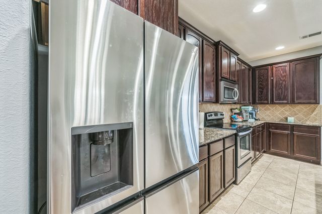 8852 Night Wind Lane, Fort Worth, TX 76244