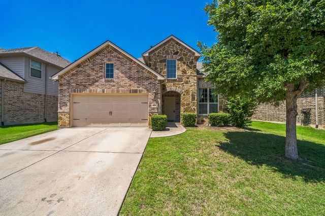 8852 Night Wind Lane, Fort Worth, TX 76244