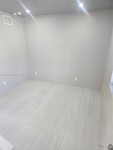 3300 SE 6th Street, Pompano Beach, FL 33062