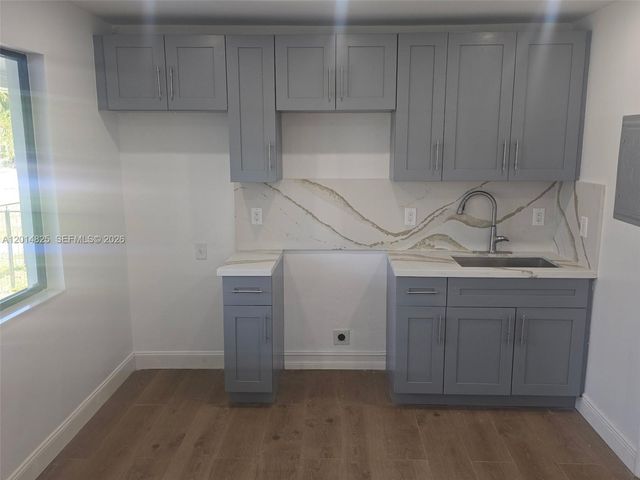 3300 SE 6th Street, Pompano Beach, FL 33062