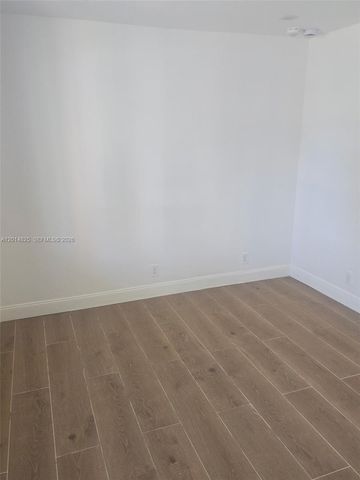3300 SE 6th Street, Pompano Beach, FL 33062