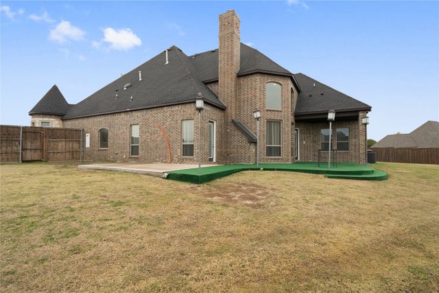 917 Wood Hollow Way, Desoto, TX 75115