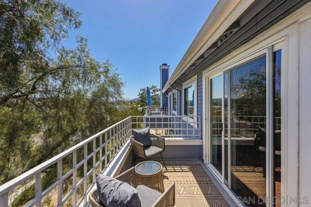 12805 Carriage Rd, Poway, CA 92064