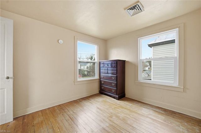 1410 Wilson Rd RD, Norfolk, VA 23523