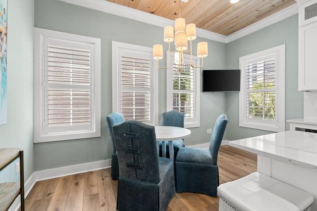 413 Henderson Cottage Way, Destin, FL 32541