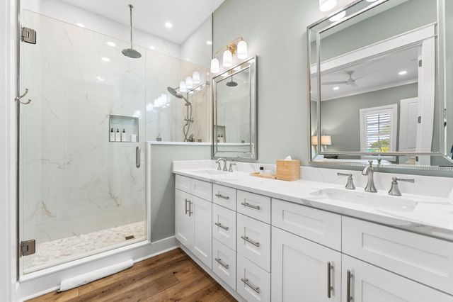 413 Henderson Cottage Way, Destin, FL 32541