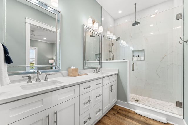 413 Henderson Cottage Way, Destin, FL 32541