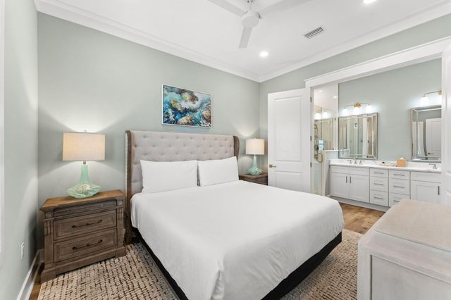 413 Henderson Cottage Way, Destin, FL 32541