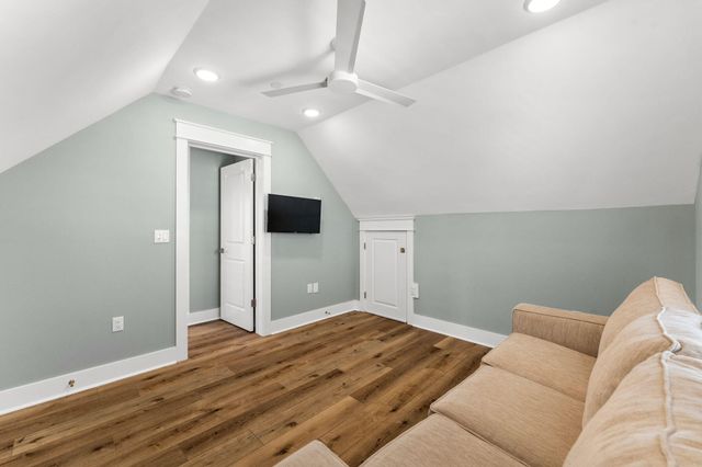 413 Henderson Cottage Way, Destin, FL 32541