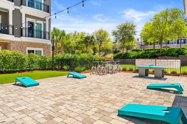 413 Henderson Cottage Way, Destin, FL 32541