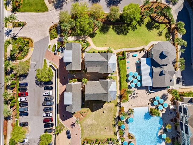 413 Henderson Cottage Way, Destin, FL 32541