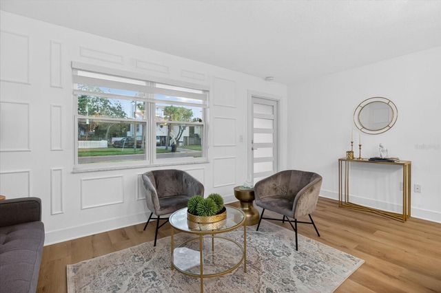 1927 SHORE ACRES BOULEVARD NE, St Petersburg, FL 33703