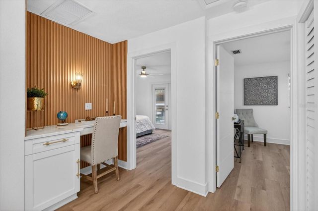 1927 SHORE ACRES BOULEVARD NE, St Petersburg, FL 33703