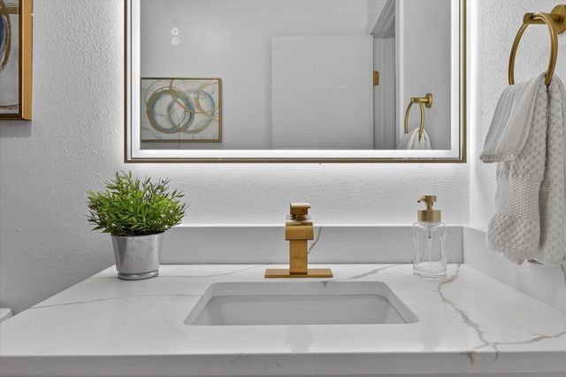 1927 SHORE ACRES BOULEVARD NE, St Petersburg, FL 33703