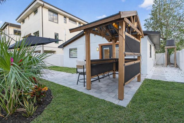 1927 SHORE ACRES BOULEVARD NE, St Petersburg, FL 33703