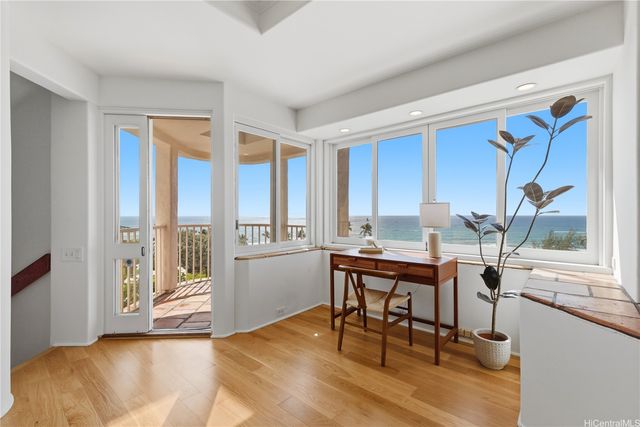 3210 Diamond Head Road 4, Honolulu, HI 96815