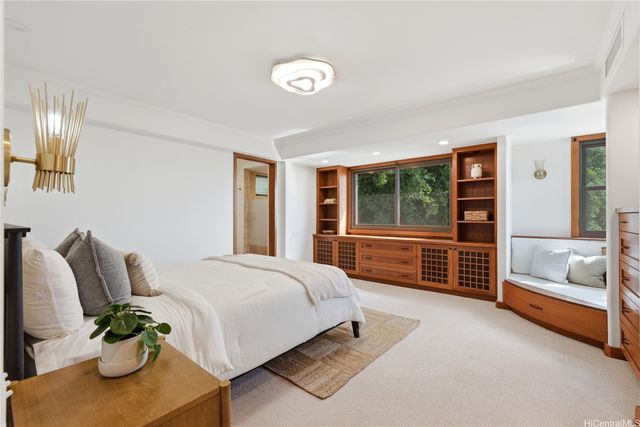 3210 Diamond Head Road 4, Honolulu, HI 96815