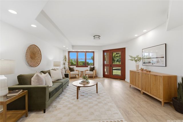 3210 Diamond Head Road 4, Honolulu, HI 96815