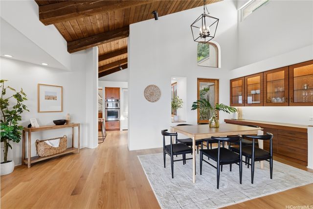 3210 Diamond Head Road 4, Honolulu, HI 96815