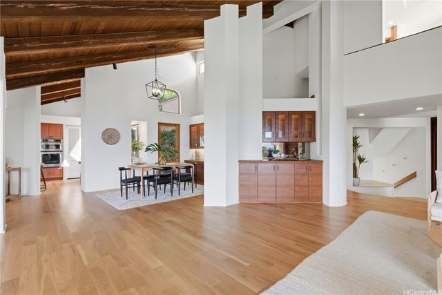 3210 Diamond Head Road 4, Honolulu, HI 96815