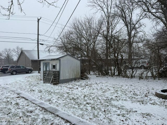 823 Nicholas Street, Defiance, OH 43512