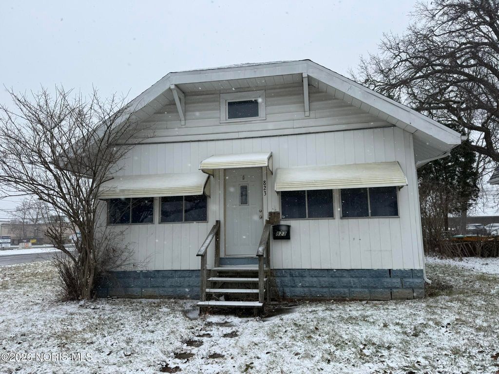 823 Nicholas Street, Defiance, OH 43512