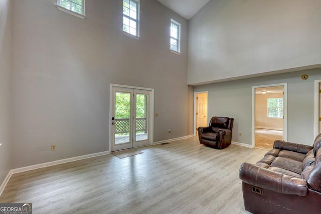 20 Eagle Heights Road, Hiawassee, GA 30546