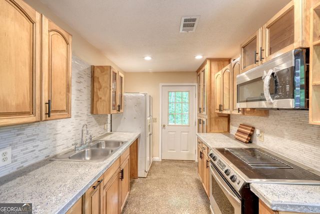 20 Eagle Heights Road, Hiawassee, GA 30546