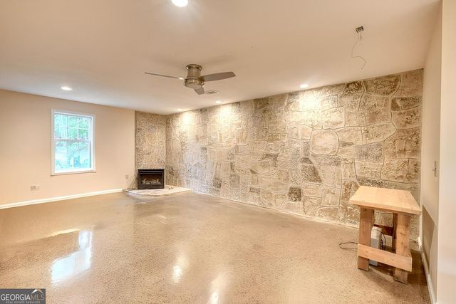 20 Eagle Heights Road, Hiawassee, GA 30546