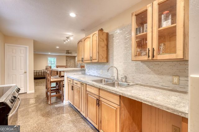 20 Eagle Heights Road, Hiawassee, GA 30546