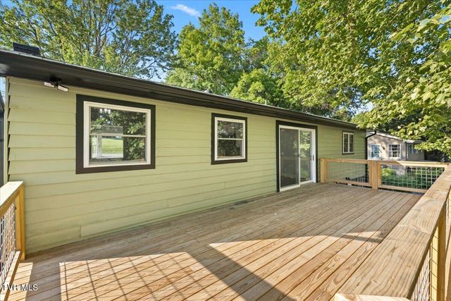 301 Carolyn Circle, Bristol, TN 37620