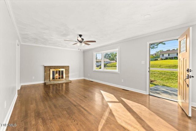 301 Carolyn Circle, Bristol, TN 37620