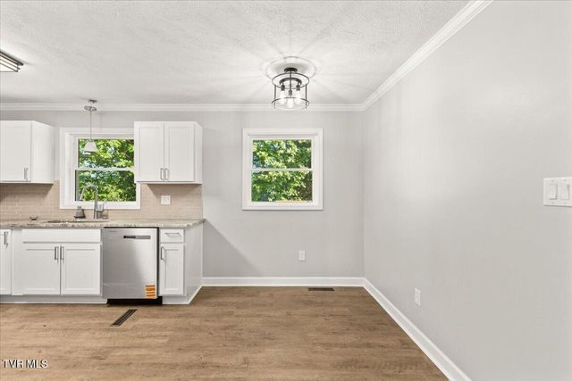 301 Carolyn Circle, Bristol, TN 37620