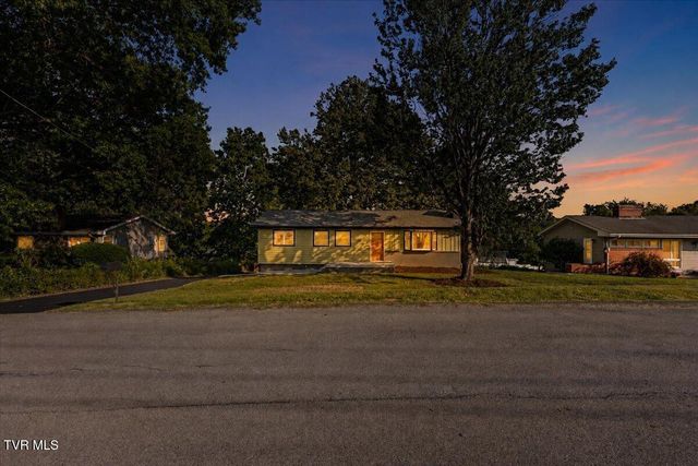 301 Carolyn Circle, Bristol, TN 37620