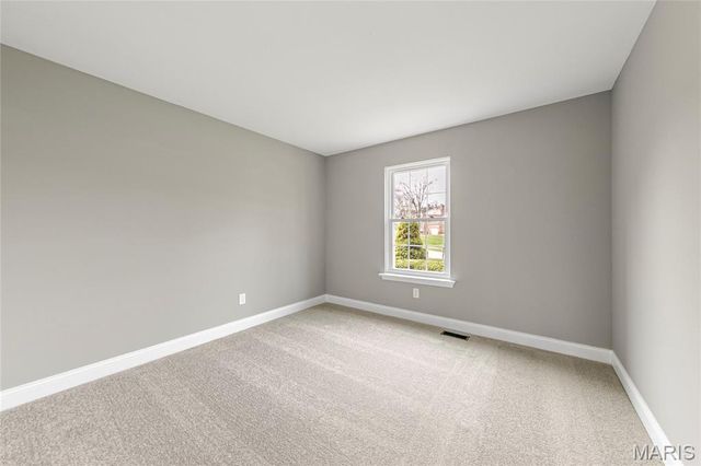 53 Log Hill Lane, Ballwin, MO 63011