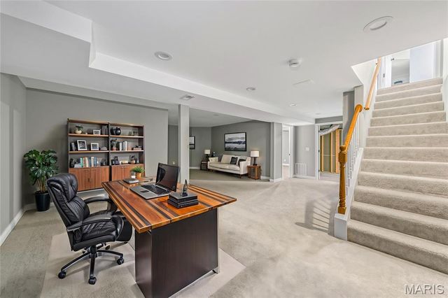 53 Log Hill Lane, Ballwin, MO 63011