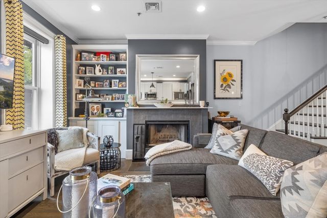 578 Massachusetts Ave 3, Boston, MA 02118