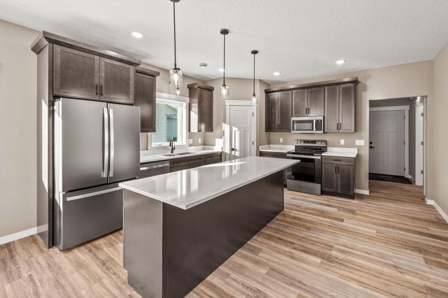 1916 Buffalo Run Road, Buffalo, MN 55313