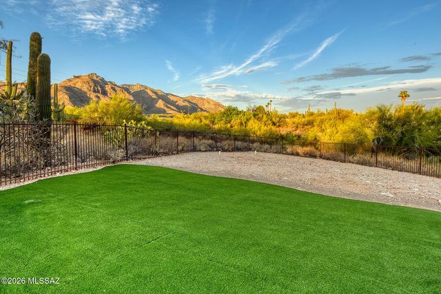 7135 N Skyway Drive, Tucson, AZ 85718