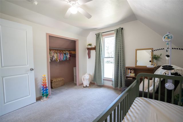 902 E Court Avenue, Winterset, IA 50273