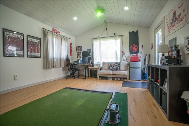 902 E Court Avenue, Winterset, IA 50273
