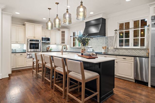 504 Lynnwood Blvd, Nashville, TN 37205