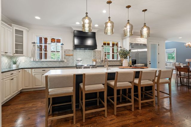 504 Lynnwood Blvd, Nashville, TN 37205