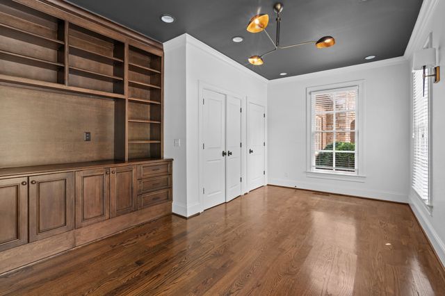 504 Lynnwood Blvd, Nashville, TN 37205