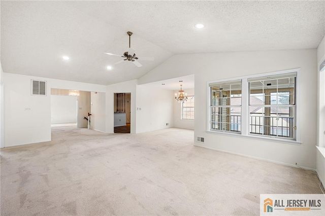 11 Rothwell Drive 11D, Monroe, NJ 08831