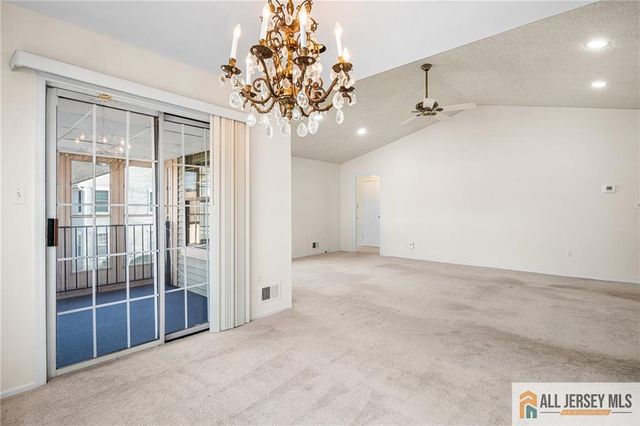 11 Rothwell Drive 11D, Monroe, NJ 08831