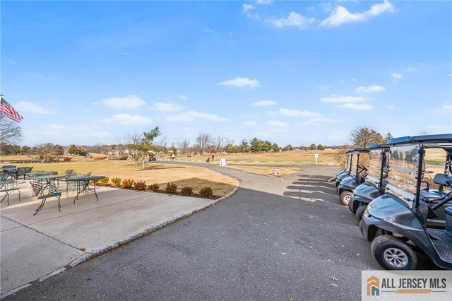 11 Rothwell Drive 11D, Monroe, NJ 08831