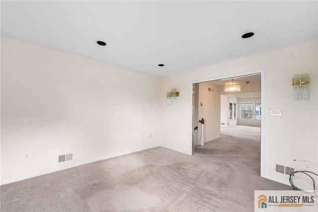 11 Rothwell Drive 11D, Monroe, NJ 08831