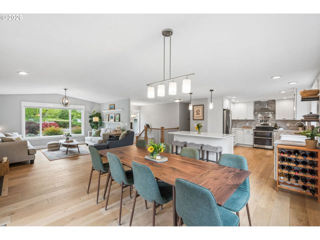 6330 Sw FISHER Ave, Beaverton, OR 97008