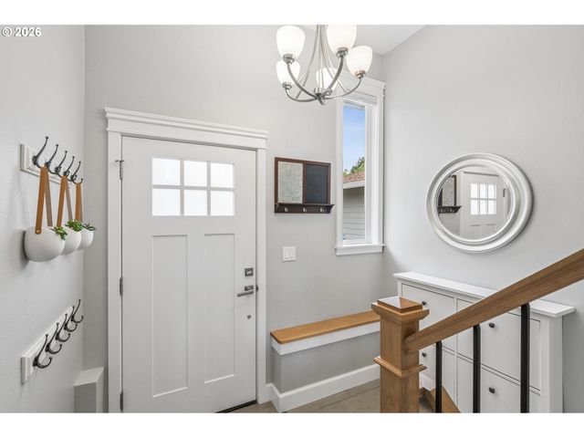 6330 Sw FISHER Ave, Beaverton, OR 97008